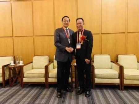 ȫ������ר�ⱨ�� ��ҽ�ΰ�֢ר�ҳ����ƴ����봴��֮·